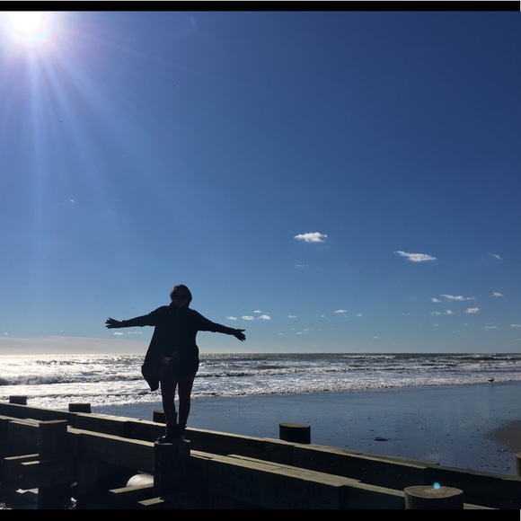 Meet your Posher, Stephanie - Picture 7 of 8